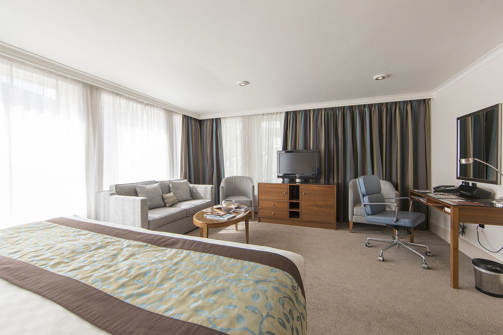 Thistle Trafalgar - Leicester Square Лондон Экстерьер фото