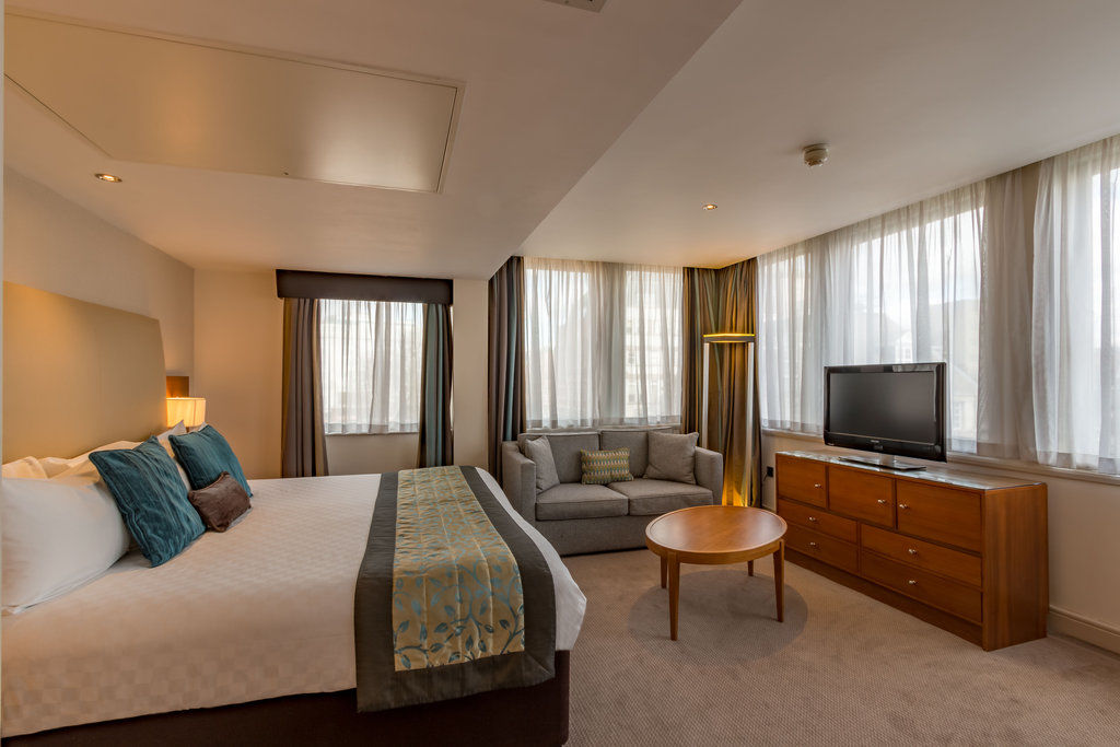 Thistle Trafalgar - Leicester Square Лондон Экстерьер фото