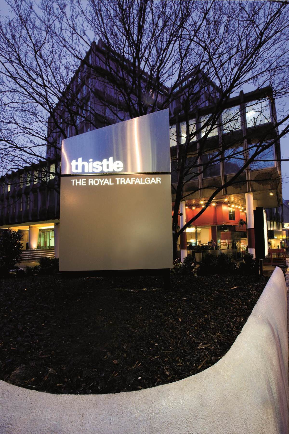 Thistle Trafalgar - Leicester Square Лондон Экстерьер фото