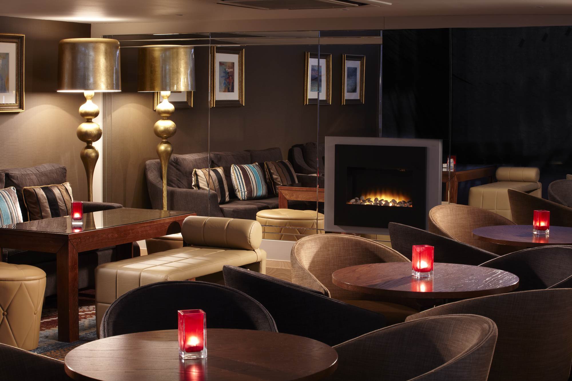 Thistle Trafalgar - Leicester Square Лондон Экстерьер фото