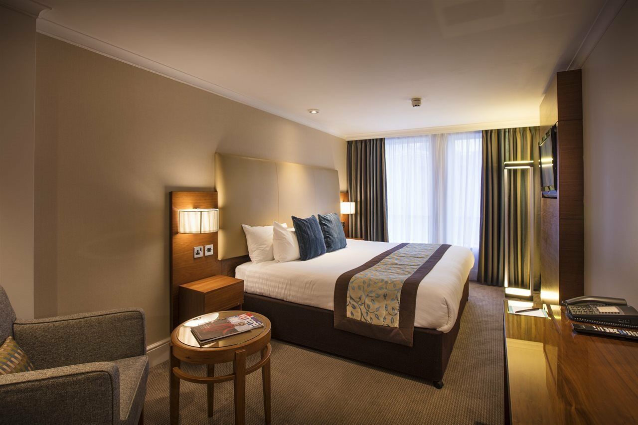Thistle Trafalgar - Leicester Square Лондон Экстерьер фото