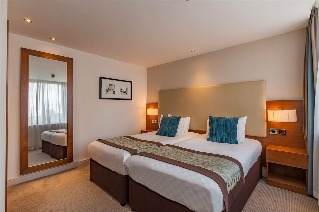 Thistle Trafalgar - Leicester Square Лондон Экстерьер фото