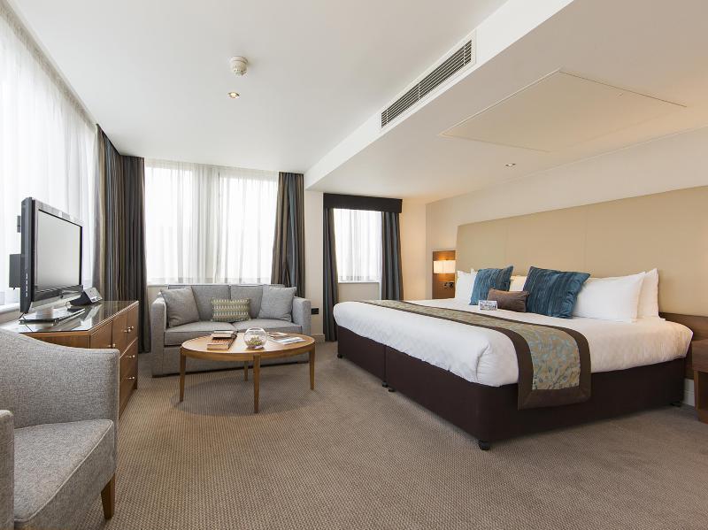 Thistle Trafalgar - Leicester Square Лондон Экстерьер фото